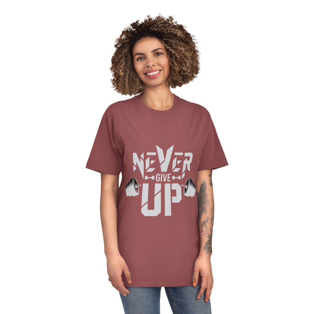 Never Give Up Fitness Tee — Motivational Weightlifting T‑Shirt
